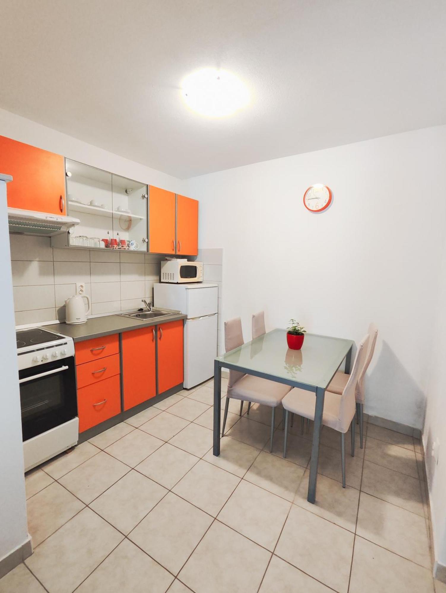 Apartments And Rooms Vuleta, Close To The Beach Makarska Camera foto