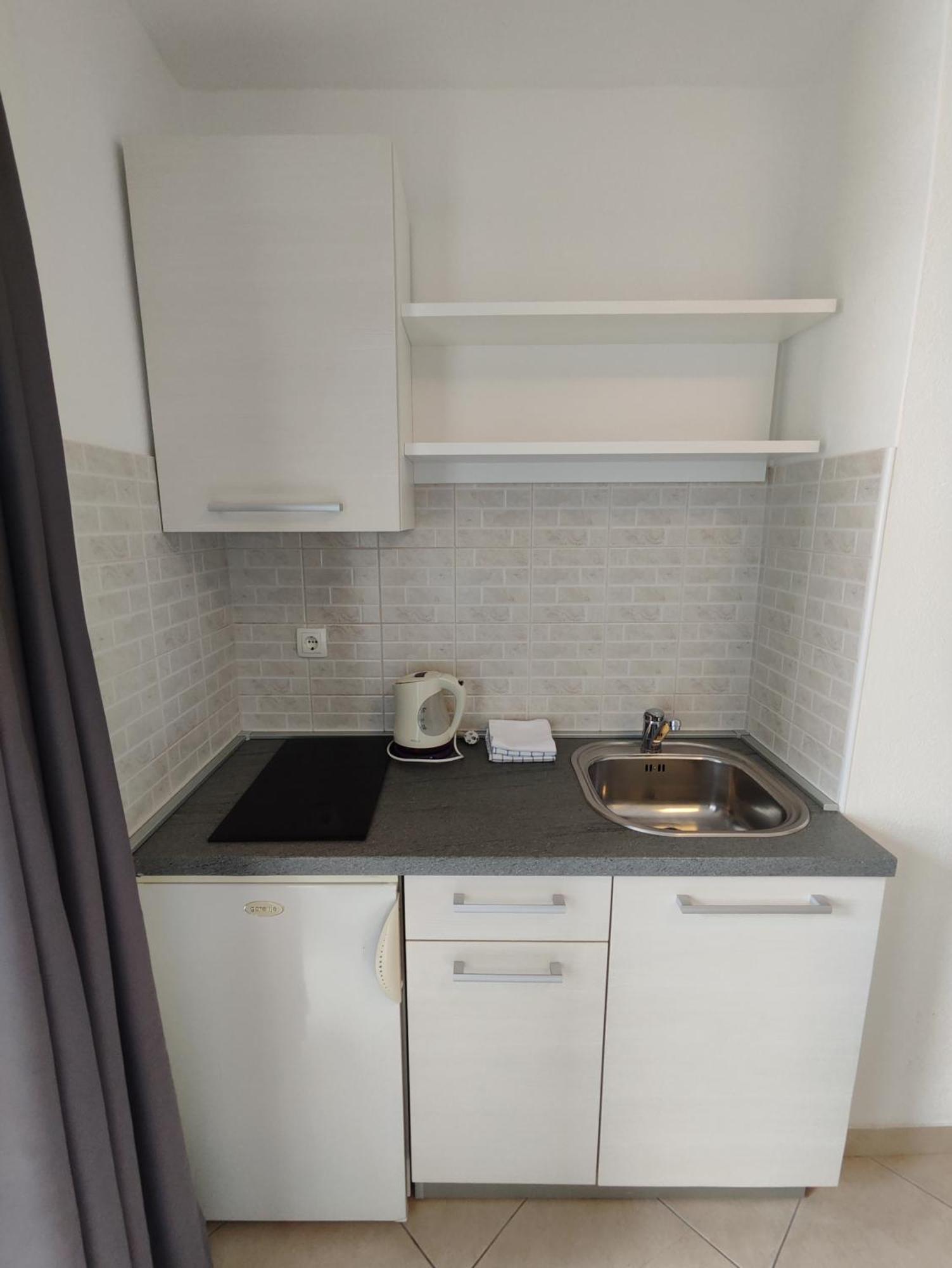 Apartments And Rooms Vuleta, Close To The Beach Makarska Camera foto